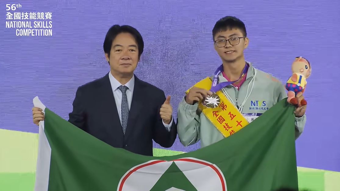 第56屆全國技能競賽青年組43模具金牌陳品睿